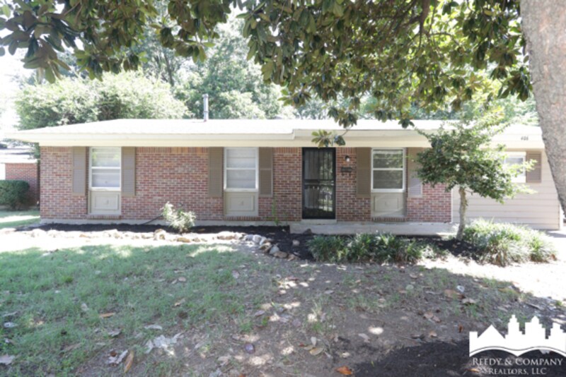 Primary Photo - 406 W Bond Ave