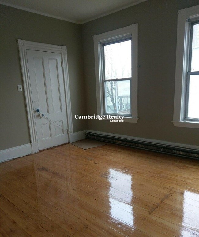Building Photo - 1293 Cambridge St