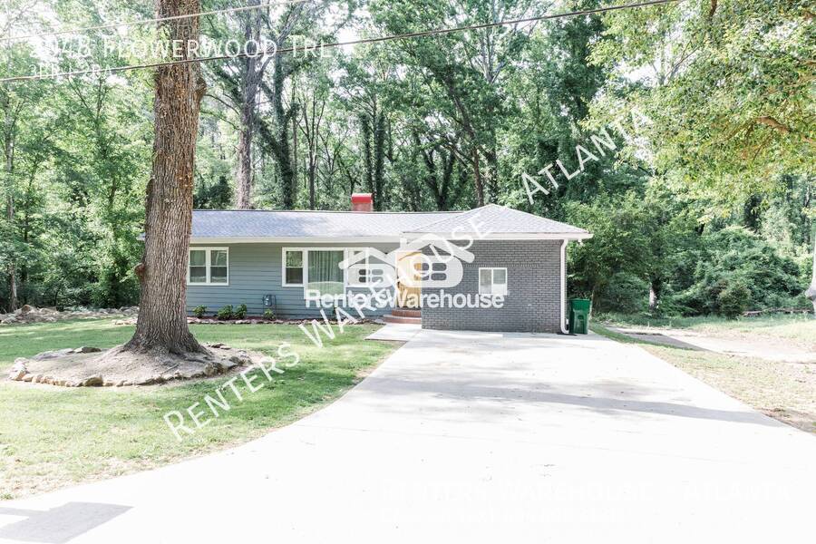 Primary Photo - Beautifully Renovated 3 Bedroom Ranch home...