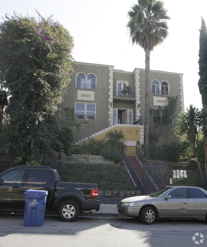 Primary Photo - Micheltorena Apartments