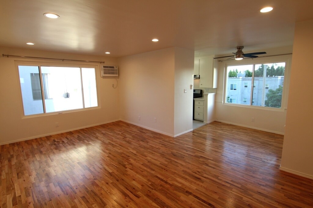 159 Apartments for Rent in 90035, CA Westside Rentals