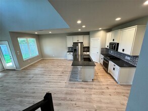Building Photo - 10213 Prairie Creek Ln