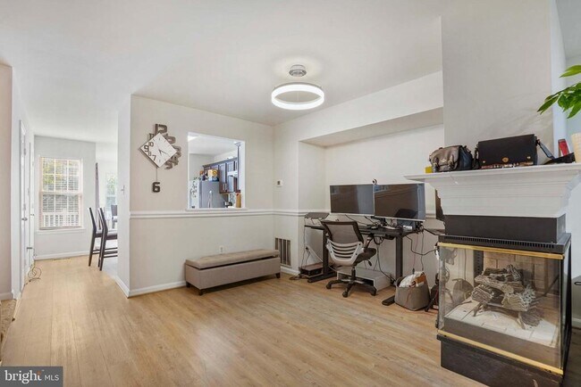 Foto del edificio - 13118 Plotner Farm Rd