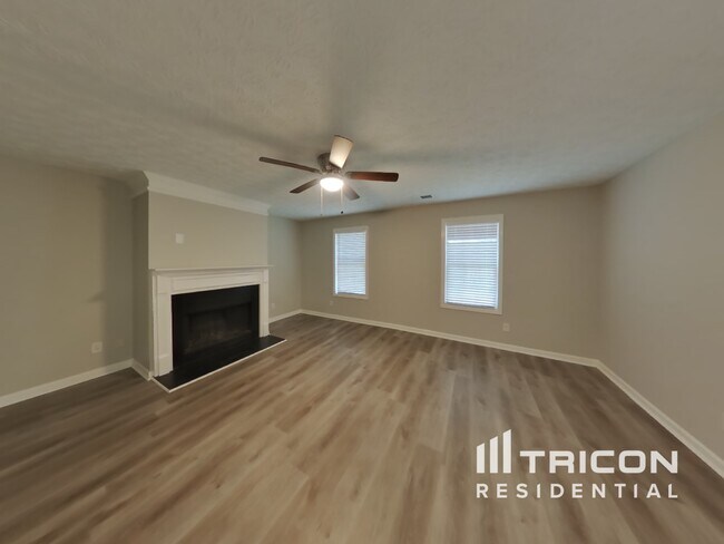 Building Photo - 5767 Union Pointe Dr