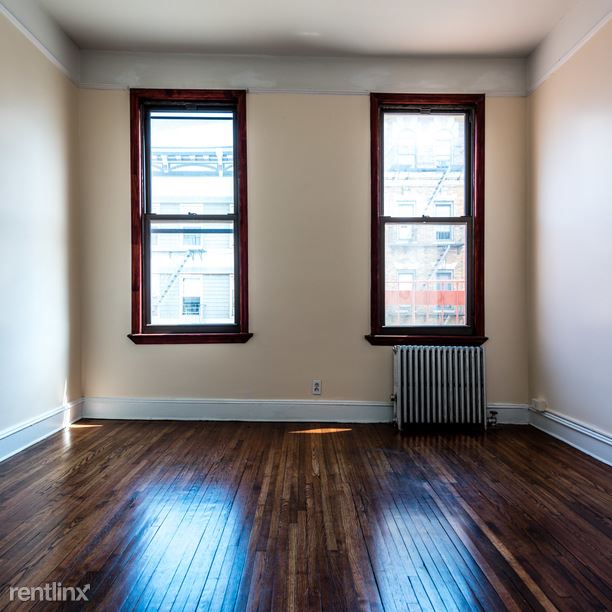 Foto principal - 685 Manhattan Ave