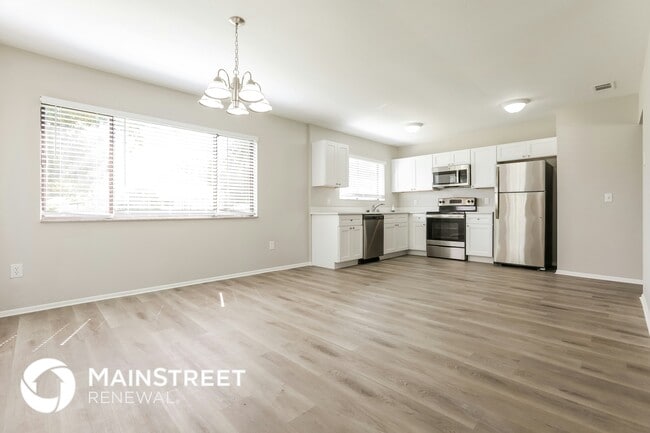 Building Photo - 5945 Spearman Cir