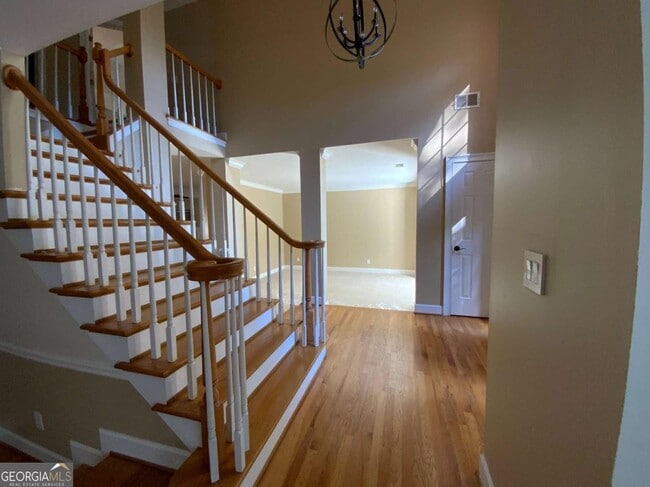 Building Photo - 165 Kiveton Park Dr