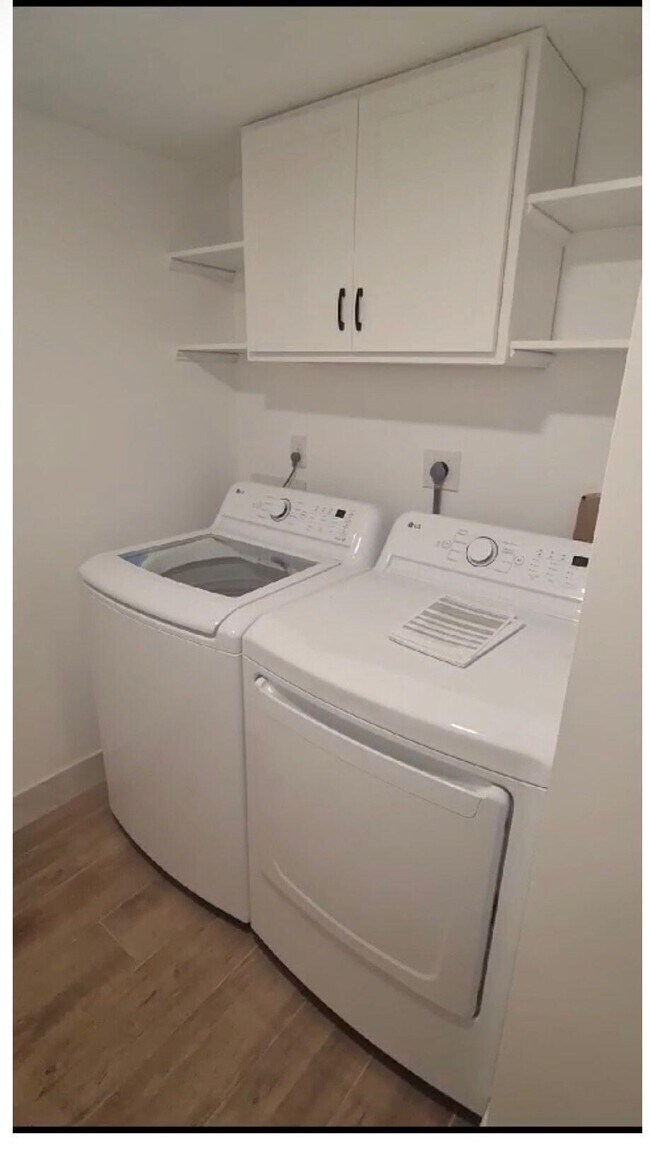 Foto del edificio - 1965 SW Silver Pine Way