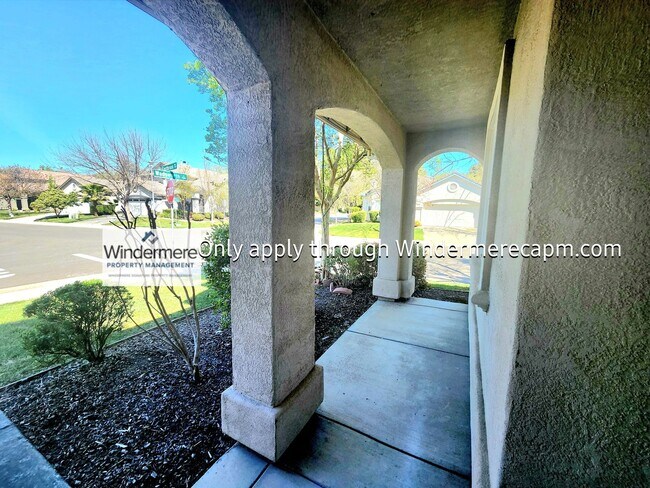 Foto del edificio - Gorgeous Home in Natomas!
