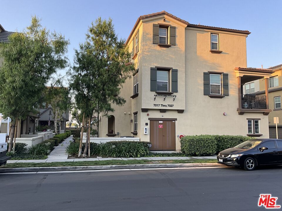 Foto principal - 7023 Vining St