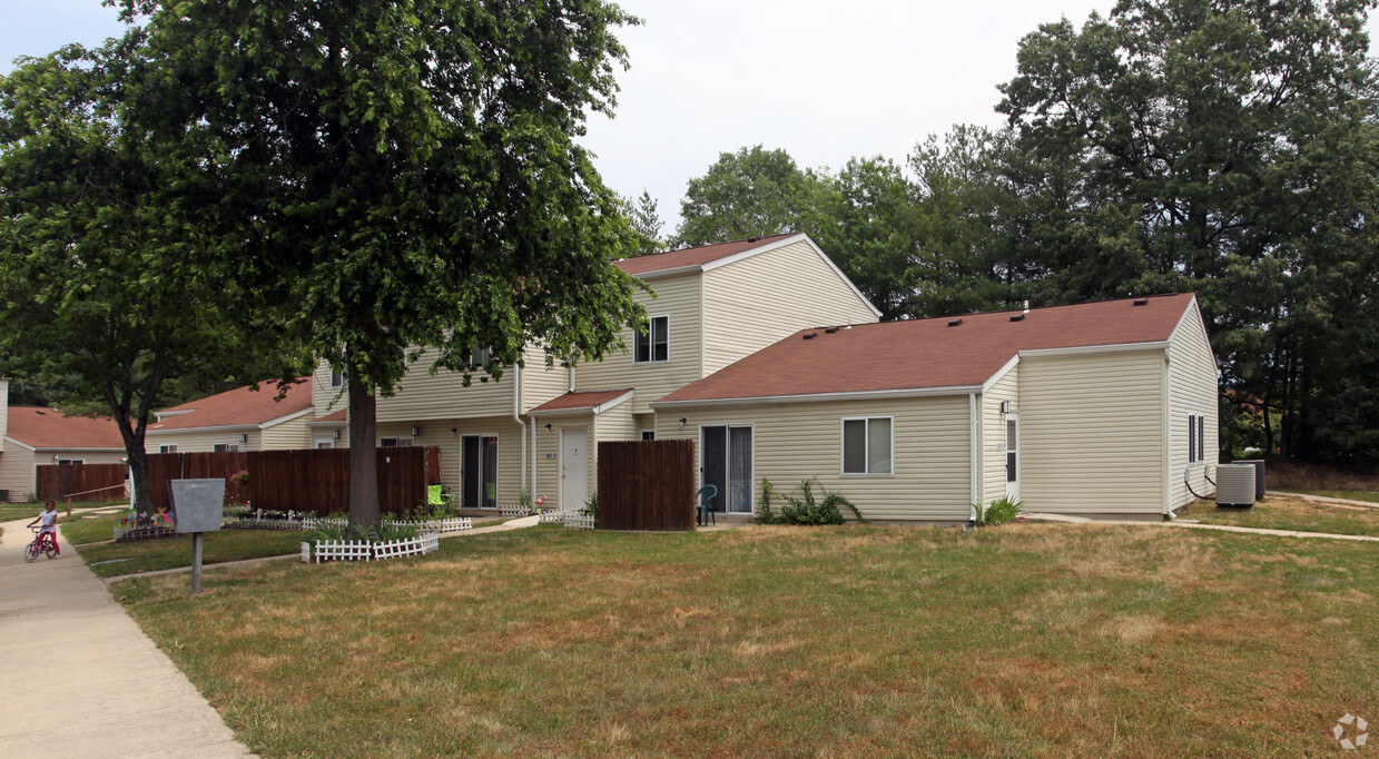 Building Photo - Headen House Apartments