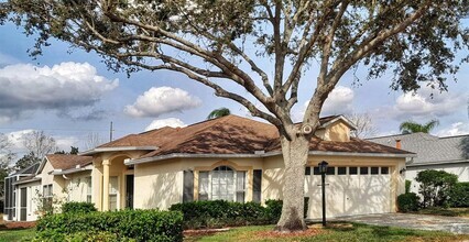 Building Photo - 12135 Winding Woods Way