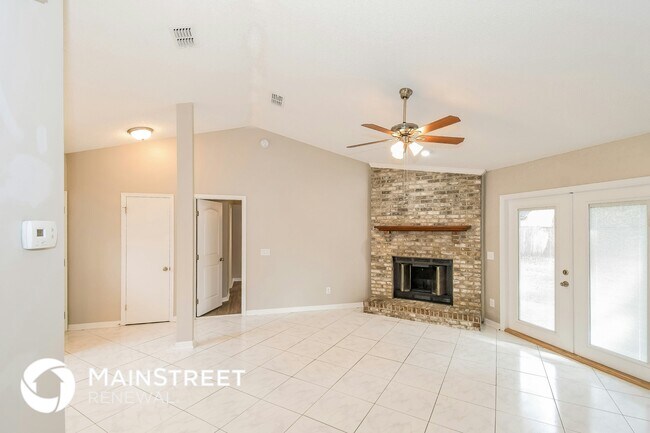 Foto del edificio - 6425 Diamond Leaf Dr