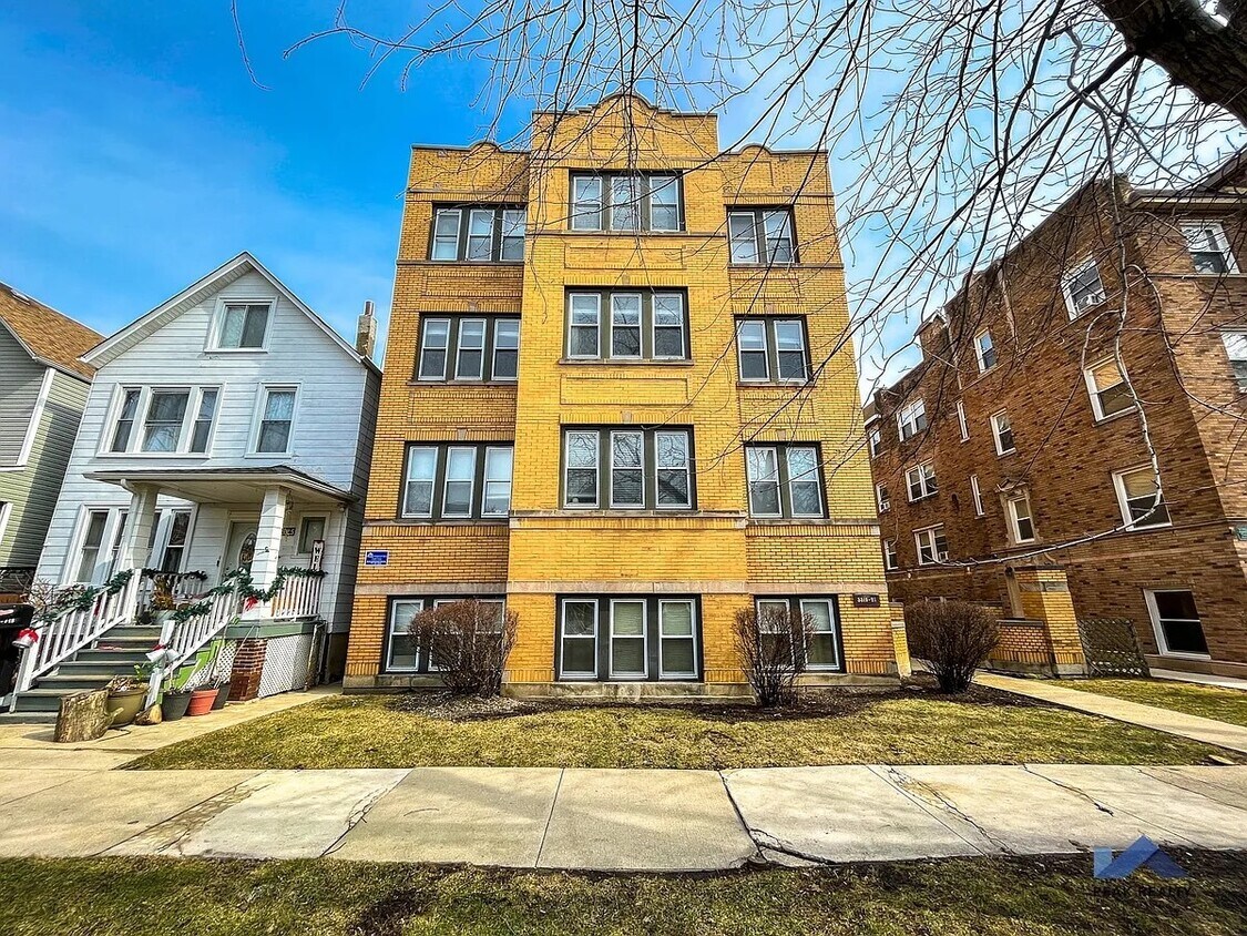 Foto principal - 3319 N Karlov Ave
