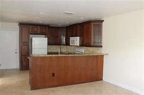 Foto del edificio - 4 br, 2.5 bath House - 256 NW 118th Dr