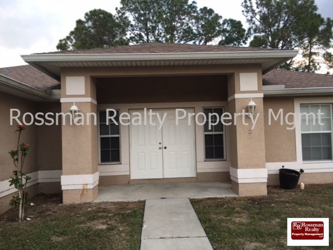 Building Photo - 1041 Alcalde St E