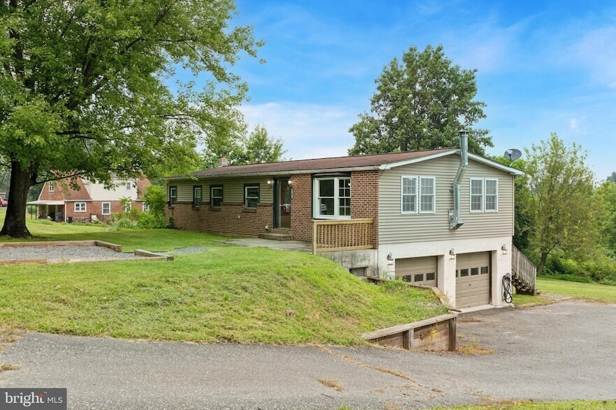 Foto principal - 747 Chestnut St