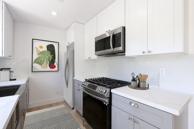 Foto del edificio - 11737 Courtleigh Dr