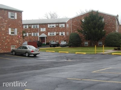 Foto del edificio - 10714 Haldeman Ave