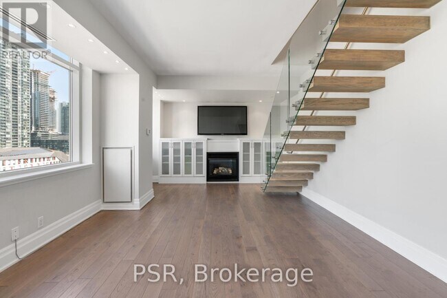 Photo du bâtiment - 500 Queens Quay W