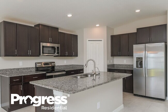 Building Photo - 11828 Blackeyed Susan Dr