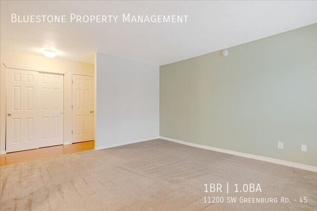 Building Photo - Spacious Ground Floor - One Bedroom Apartm...