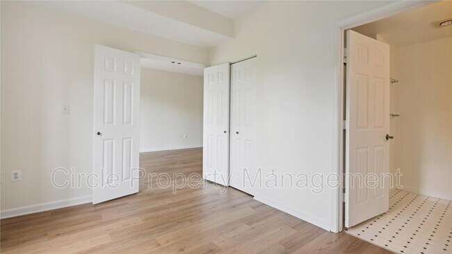 Foto del edificio - 19375 Cypress Ridge Terrace