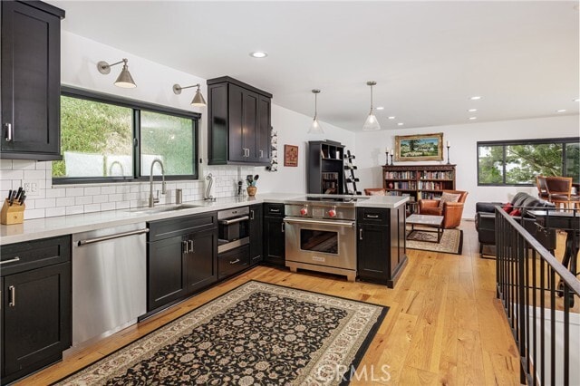 Building Photo - 2860 Zell Dr