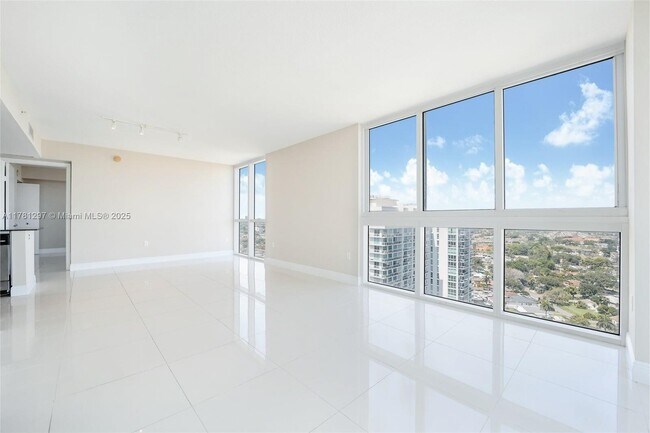 Foto del edificio - 1861 NW S River Dr