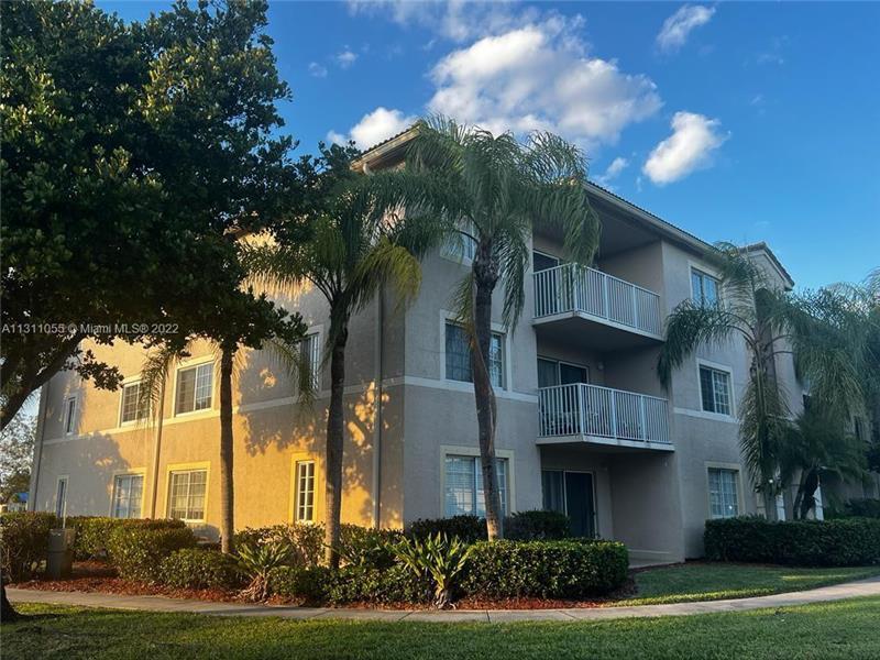 5065 Wiles Rd Unit 301, Coconut Creek, FL 33073 Condo for Rent in Coconut Creek, FL