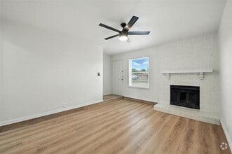 Building Photo - 730 Bluebonnet Dr