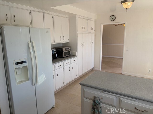 Foto del edificio - 1742 La Mesa Oaks Dr