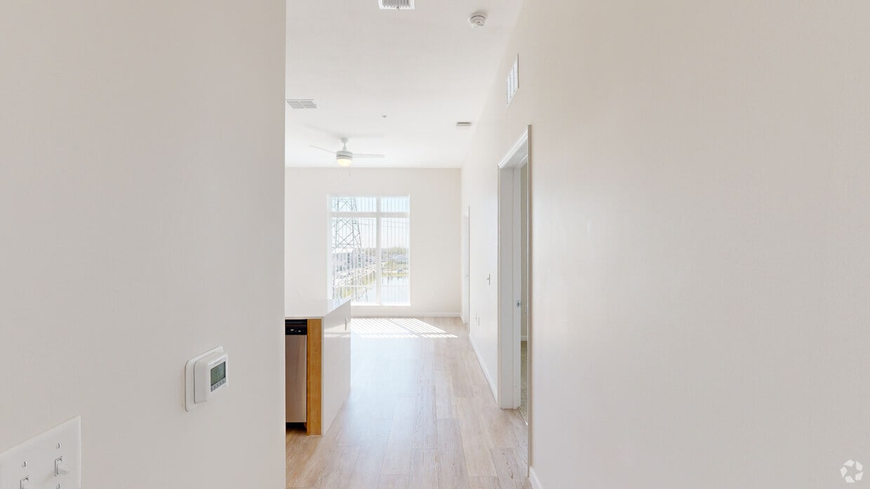 Photo - Deseo Grande Apartments