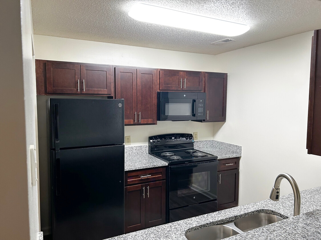 Primary Photo - Cloisters of Concord