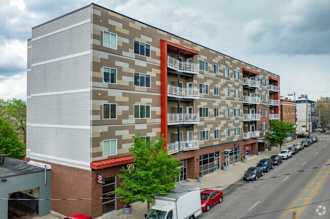 Building Photo - Vine Street Flats