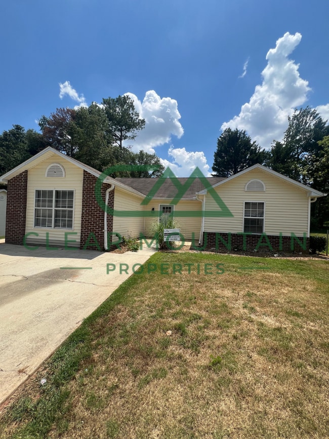 Building Photo - 4 Cypress Cove Ct