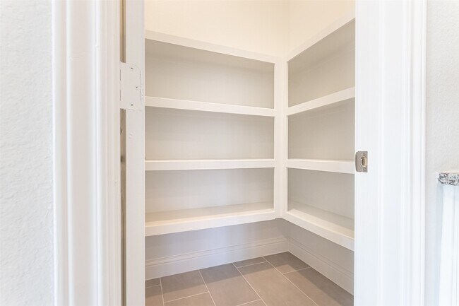 Foto del edificio - 2219 Grapewood Ln