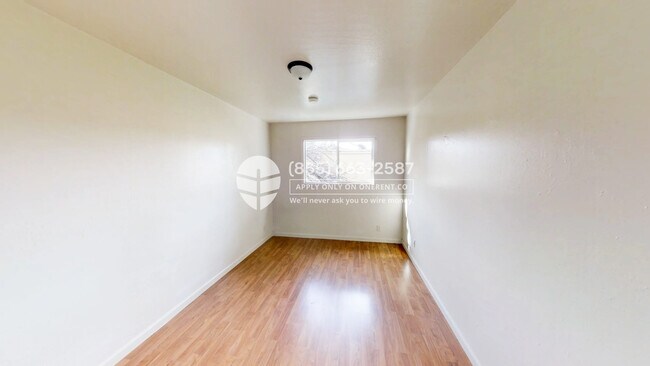 Building Photo - 3423 Salisbury St