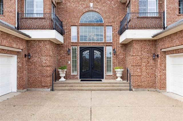 Building Photo - 820 Deer Hollow Blvd