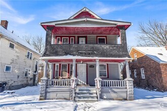 Building Photo - 2934 E 130th St