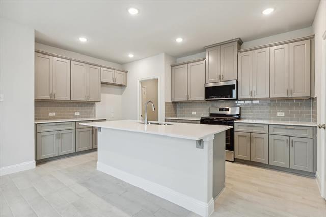 Building Photo - 3108 Camilli Cove