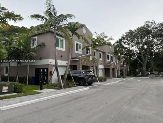 Building Photo - 1521 NW 94th Ave