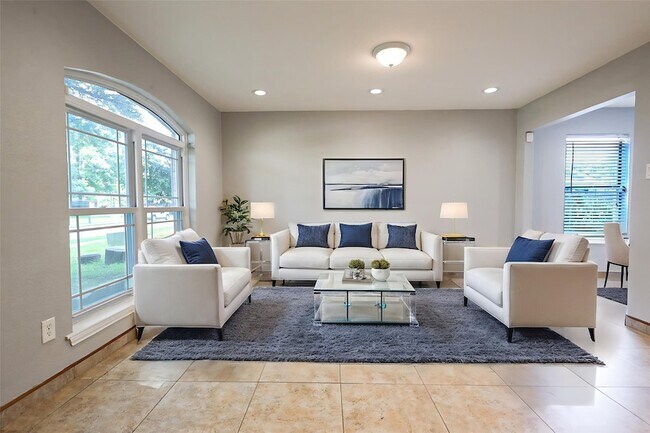 Foto del edificio - 815 Valleycreek Rd