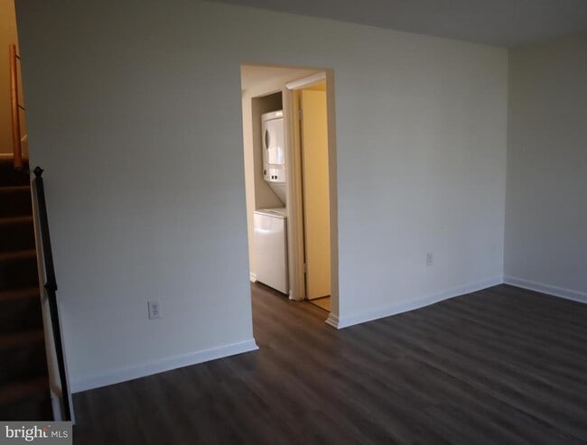 Building Photo - 707 Shiloh St