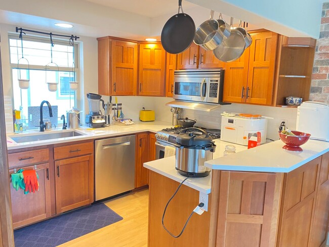 Photo - PRE-LEASING 3 BD 3.5 BA Townhome in Fremont
