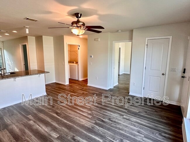 Building Photo - 10493 River Birch Dr
