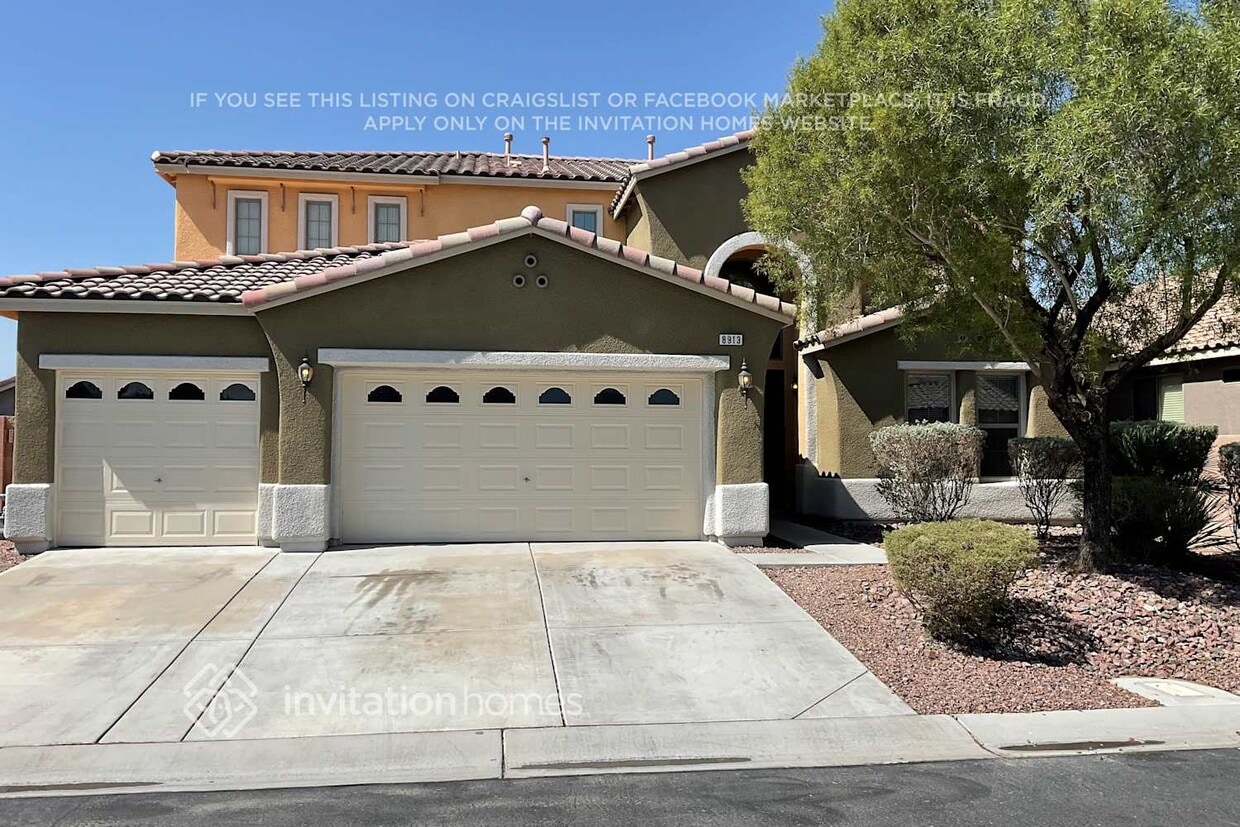 Primary Photo - 8913 Adobe Grande St