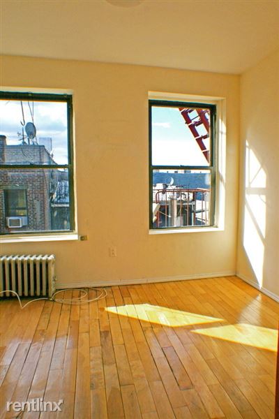 Building Photo - 140 Eldridge St