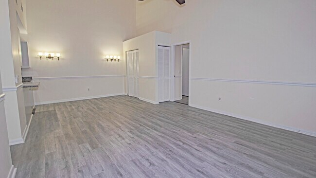 Foto del edificio - 8164 SE Croft Cir