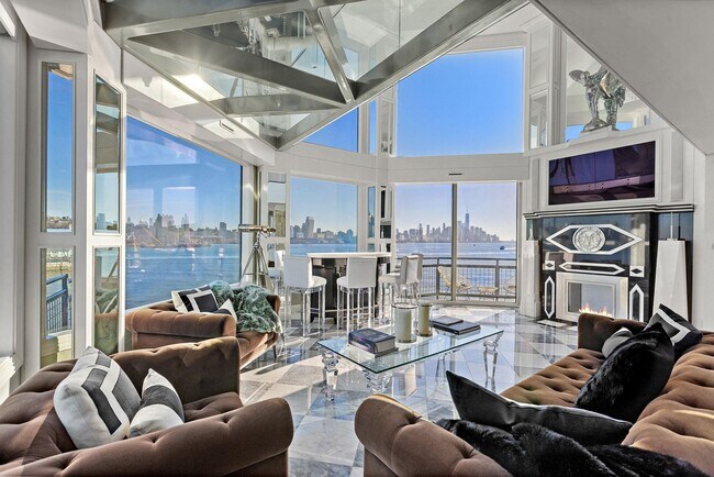 Foto del edificio - 600 Harbor Blvd